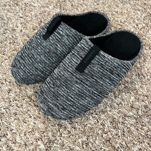 Bombas Men’s Nest Slipper Size 10 Black White Slip On